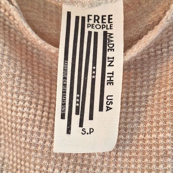 FREE PEOPLE STORYTELLER USA Made Waffle Knit Split Back TEE Swing Top OVERSIZE S - Picture 5 of 13